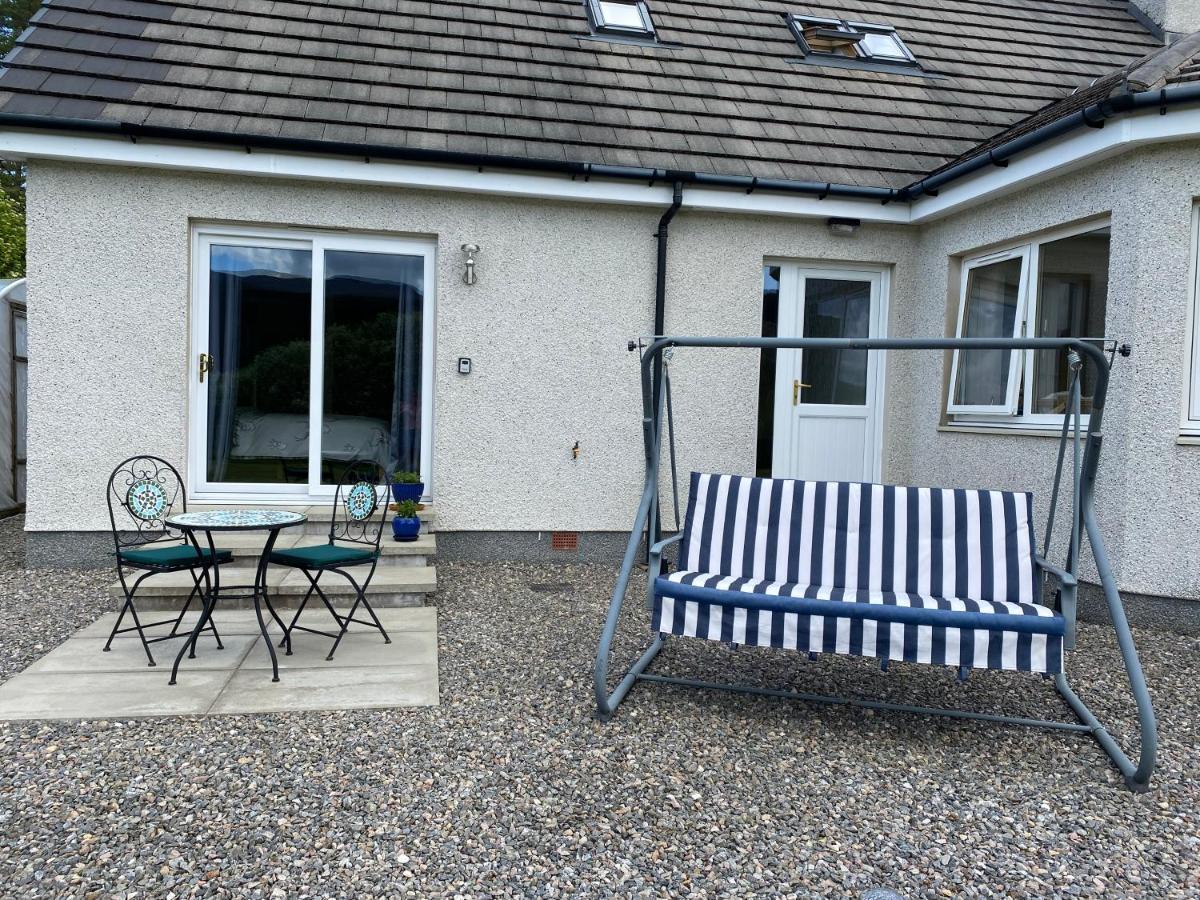 The Willows Dalchreichart Exterior photo